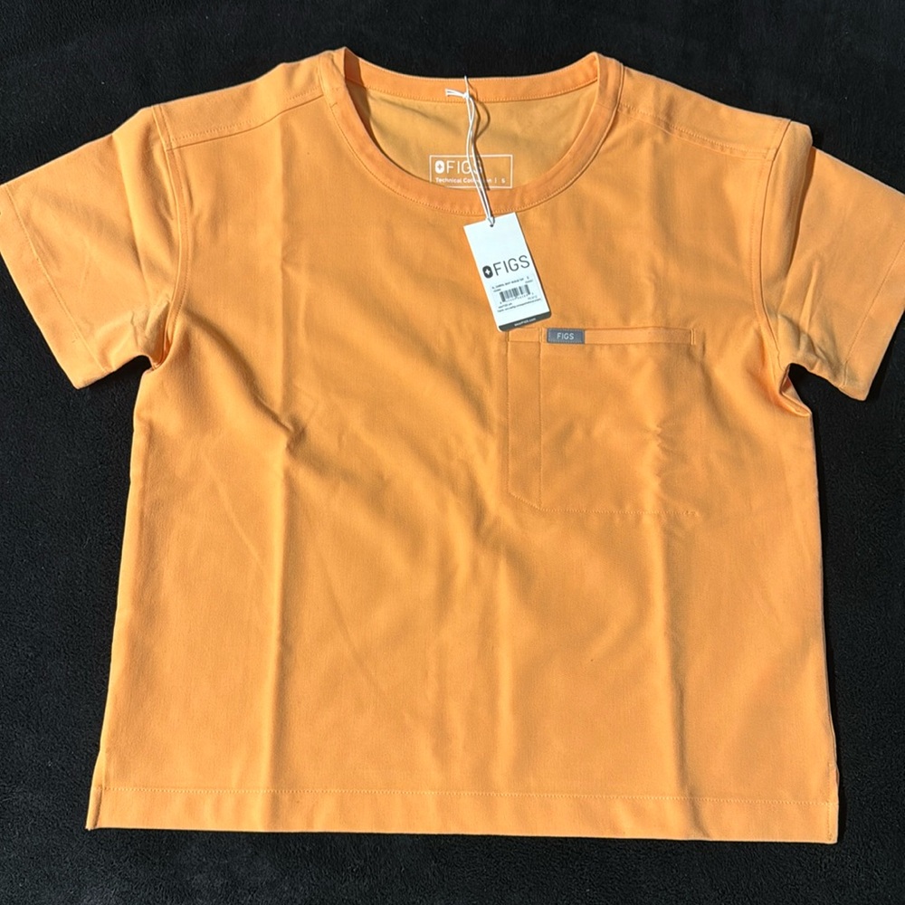 Figs women’s Cabral Boxy Scrub Top